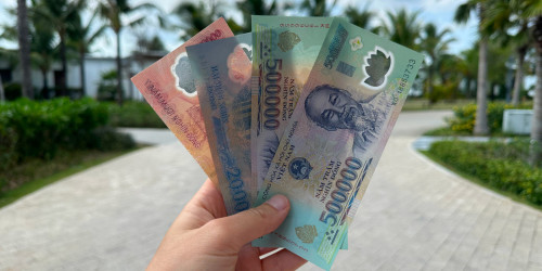 Обмен валют в Дананге 2025: Где курс 25,700₫ за $ — реальность